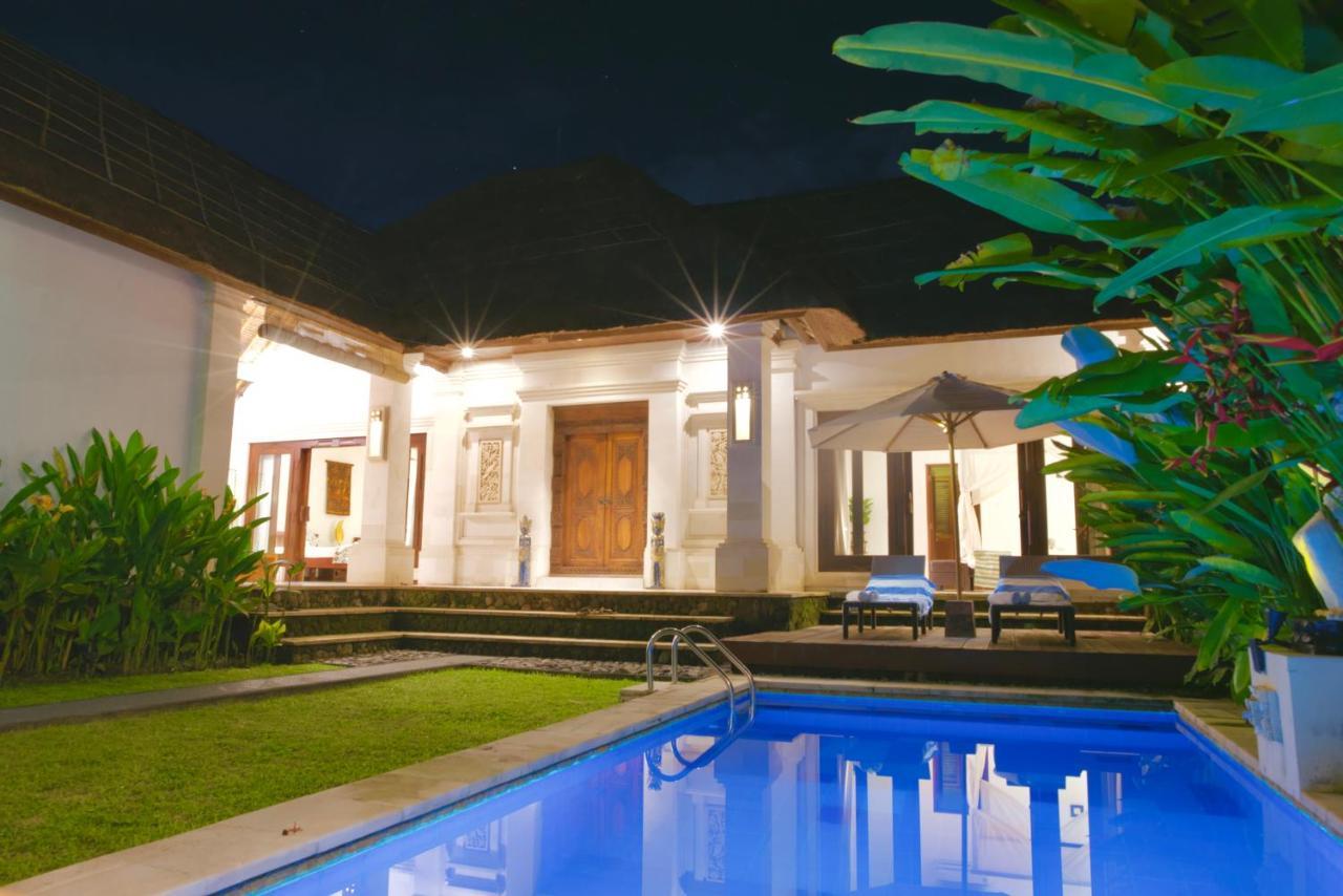 Arona Villa Sanur Exterior foto